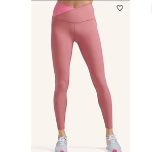 Brand New Without Tags Peloton Pink Cadent Leggings - Size M!